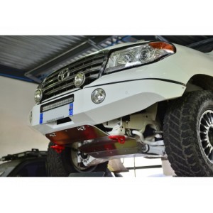 Pare-chocs acier Toyota VDJ200