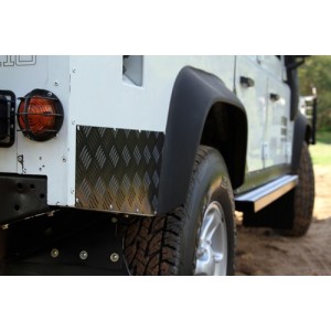 Protection de bas de caisse pour un Land Rover Defender 110 (1983-2016) / Noir - de Front Runner BPLD003