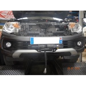 Platine N4 de fixation treuil pour Mitsubishi L200    N4-KMT020 