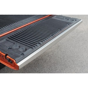 Protection inox de hayon arrière Hilux REVO